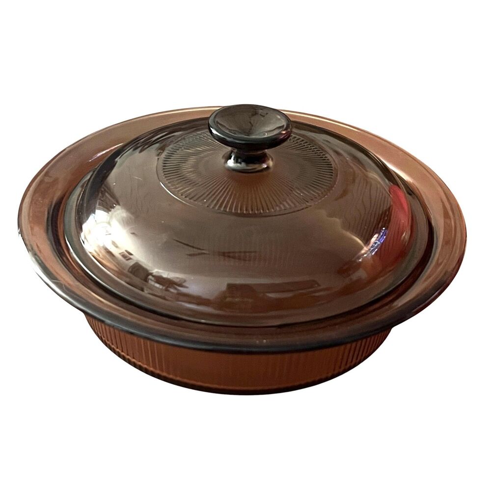 Vintage Vision Corning Amber Glass Round Casserole Pan 1.5QT V-32-B With Lid USA